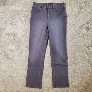 Gloria Vanderbilt Gray Amanda Jeans Size 6 Petite EUC